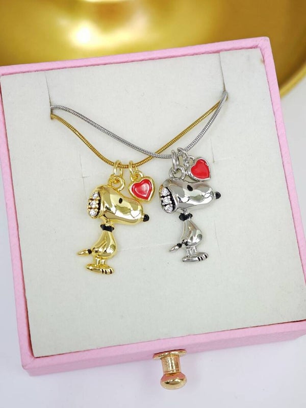 Collar snoopy (eligue el color plata o dorado )
