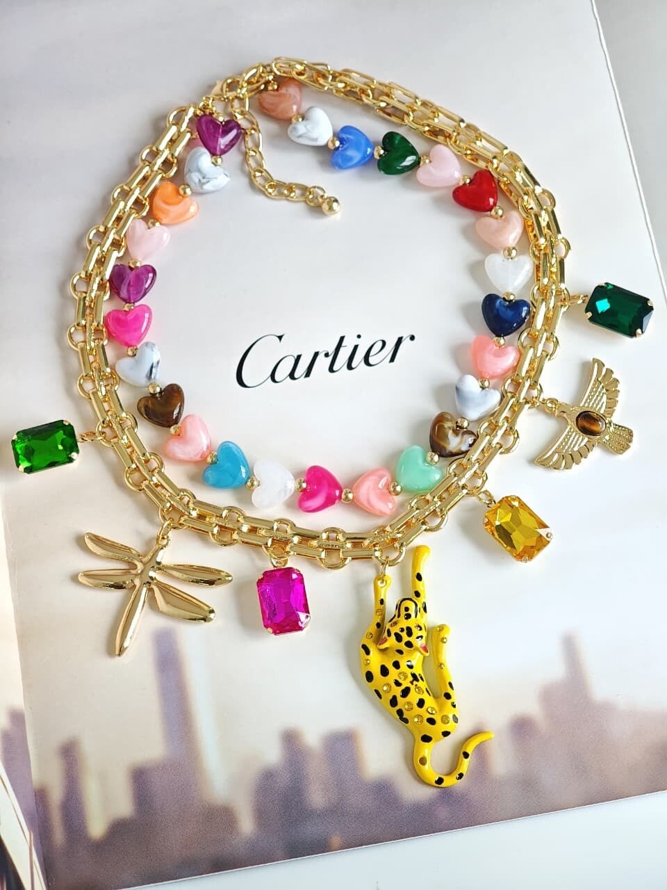 Collar jaguar amarillo