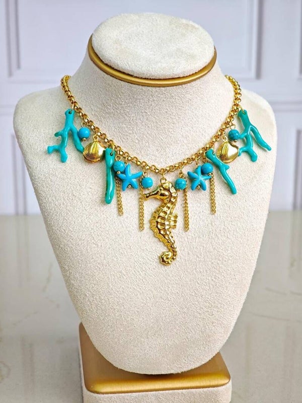 Collar azul caballito