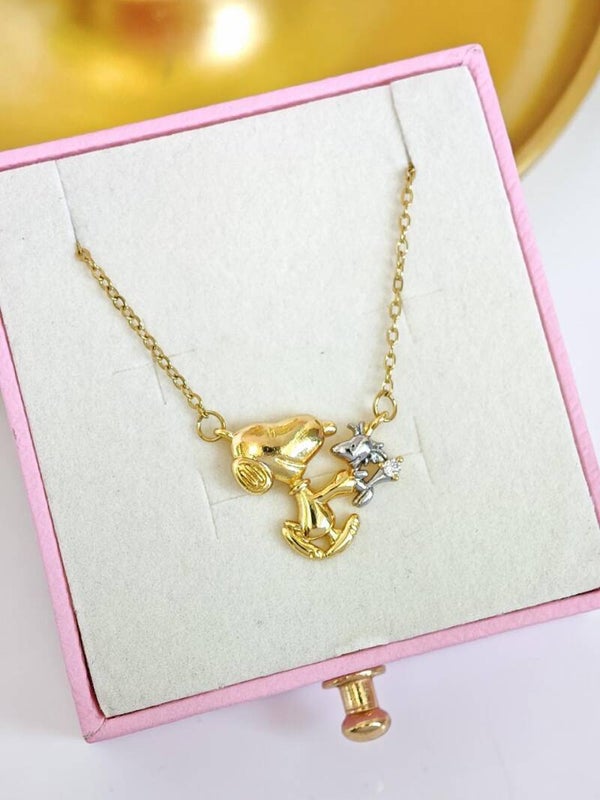 Collar snoopy dorado