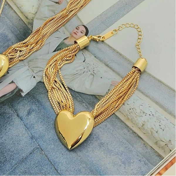 Pulsera hilos corazon