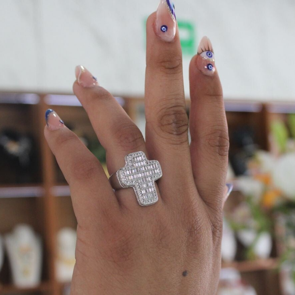 ANILLO CRUZ PLATEADO