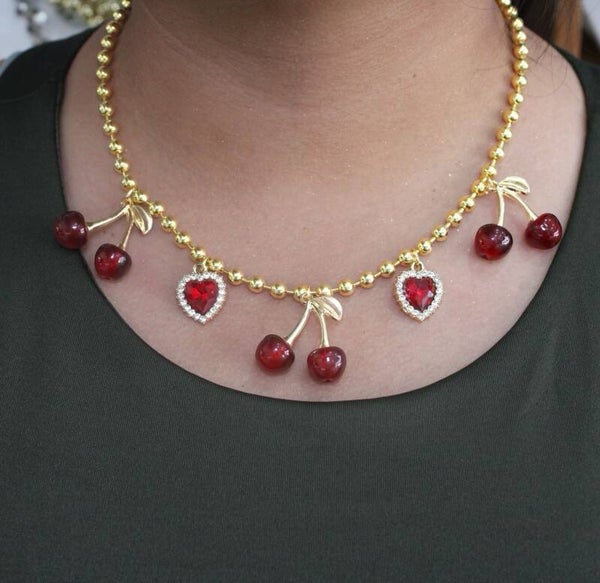 COLLAR CEREZA Y CORAZON