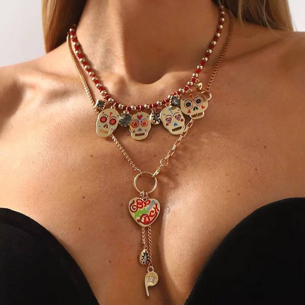 Collar calavera doble