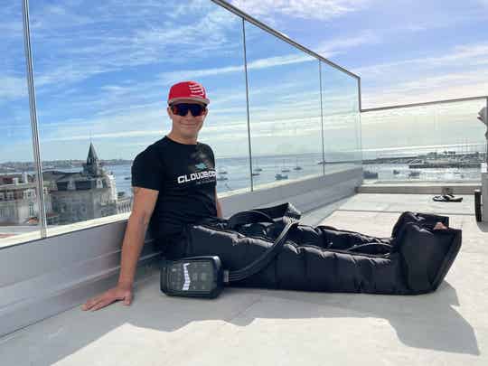 Compression boots 8R