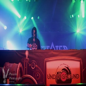 d87b052a-b979-4c96-98c3-115df1935745_original-standard-lqegjy.jpg