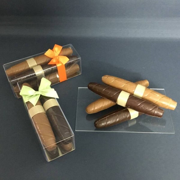 Wie is er al eens de sigaar ... ?