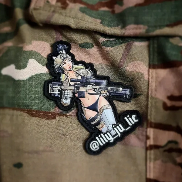 Patch / Ecusson PVC Cellule-Mire, @Lily_ju_lie, en couleur