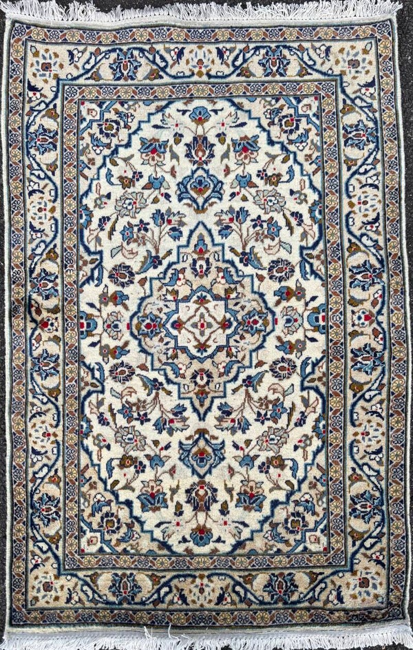 Kashan (152 x 103cm) & (152 x 100 cm) - Medallion Beige & Blue Handmade Persian Rug (5 x 3.4 ft) (5 x 3.3 ft)