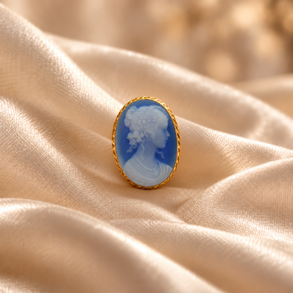 14 karaats gouden broche met blauwe camee Art.KJ-1031