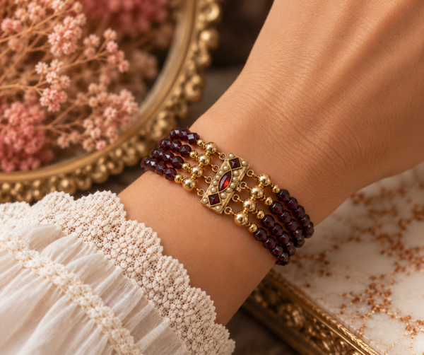 14 Karaat Gouden Armband met Granaat en Sierlijke Sluiting – 20 cm art. KJ-1012