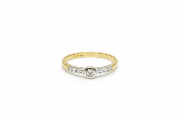 Geelgouden ring met witte zetting en briljanten Art.EII-014