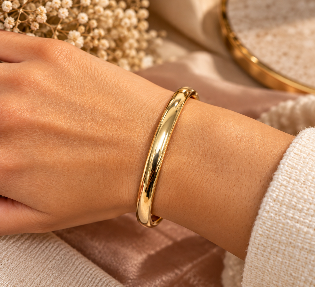14 Karaat Gouden Slavenarmband – Tijdloze Elegantie  art. KJ-1009