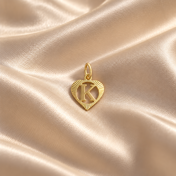14 karaats gouden hartjeshanger met letter K – 15 mm Art.KJ-1039