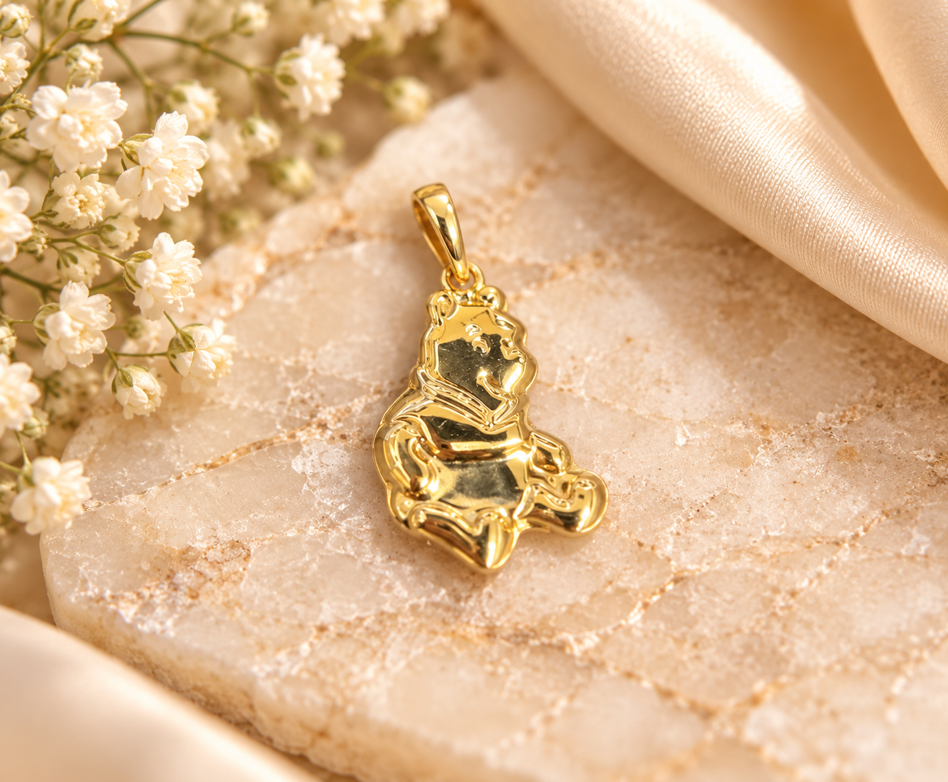 14 karaat gouden Disney Winnie de Poeh hanger art. KJ-974