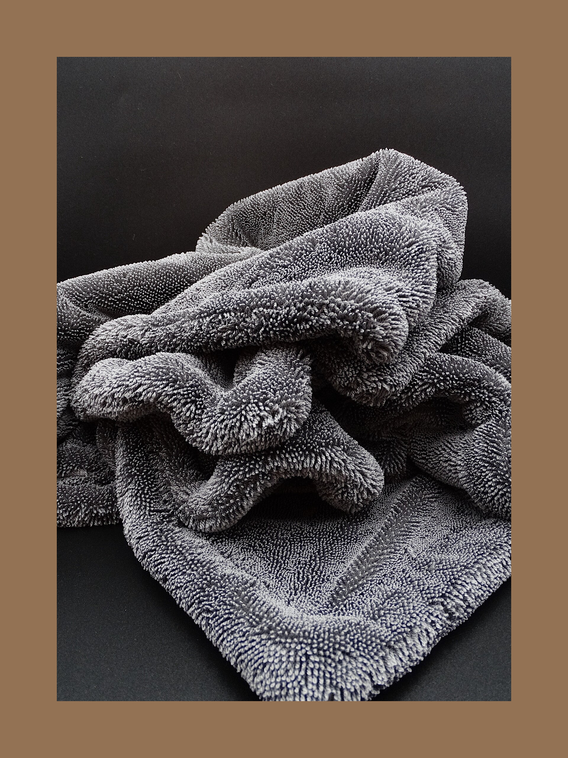 Damgood 1400GSM XXL Drying Towel 60x90cm