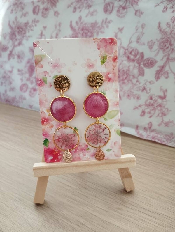 Boucles d'oreilles et sa touche pink