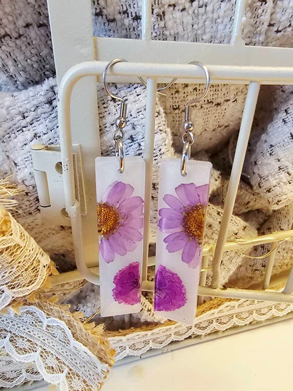 Boucles rectangles fleurs roses