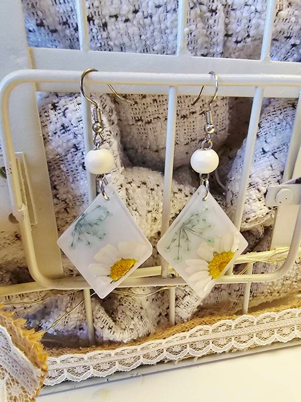 Boucles losanges blanches