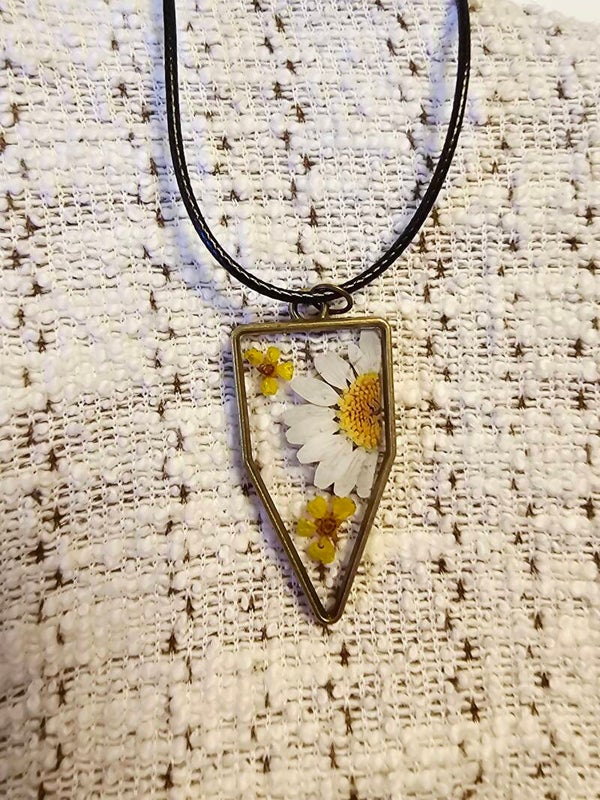 Collier cordon marguerite