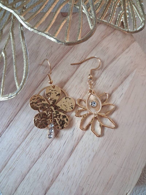 Boucles d’oreilles asymétriques - ACIER