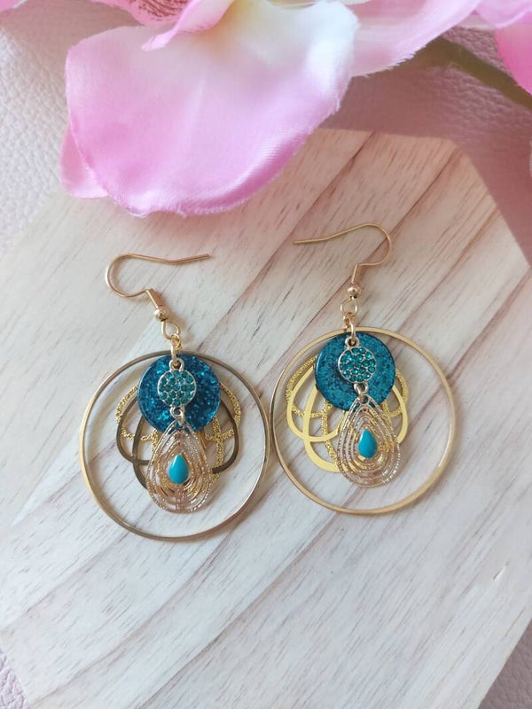 Boucles d’oreilles symétriques