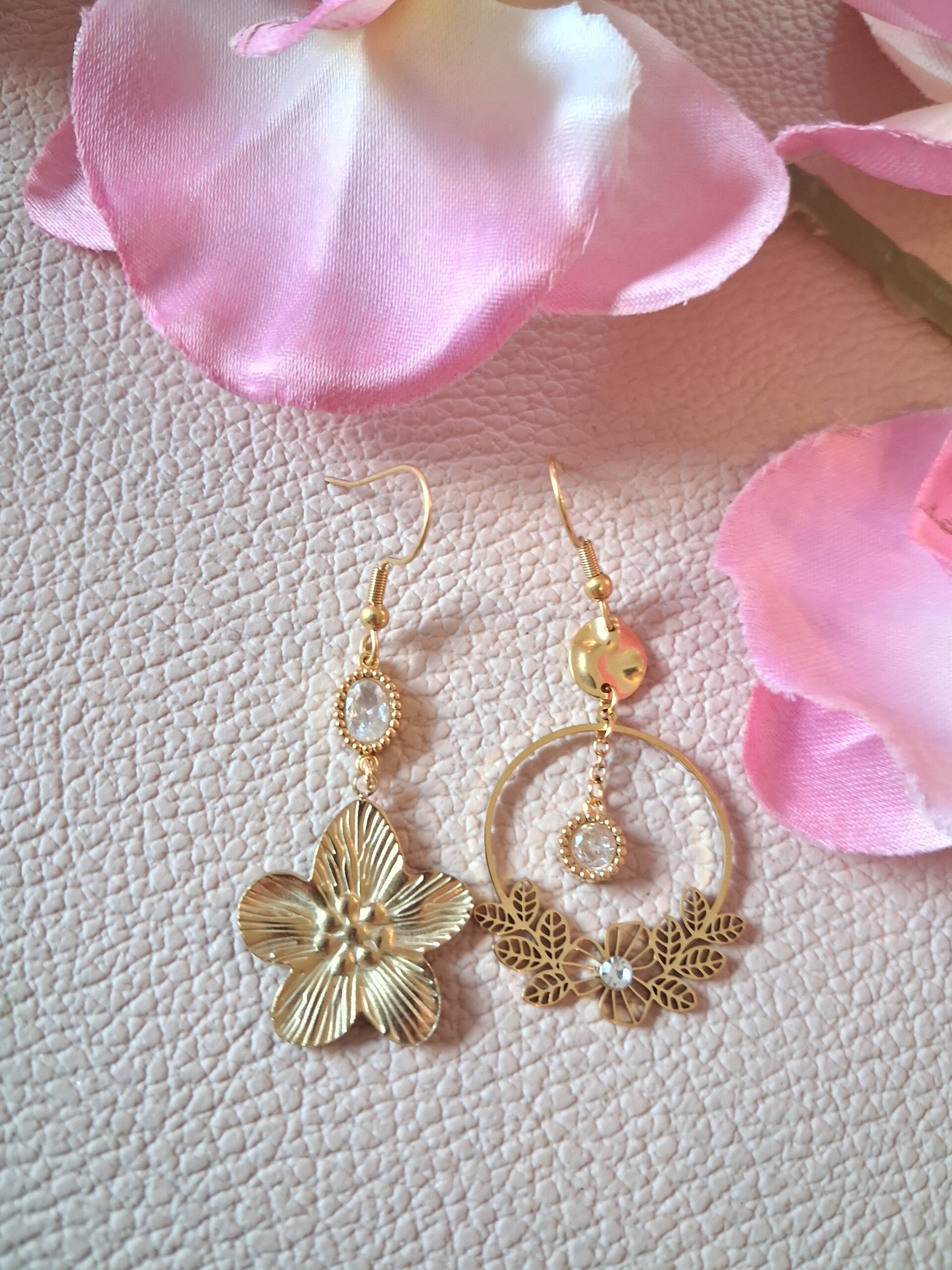 Boucles d’oreilles asymétriques - ACIER