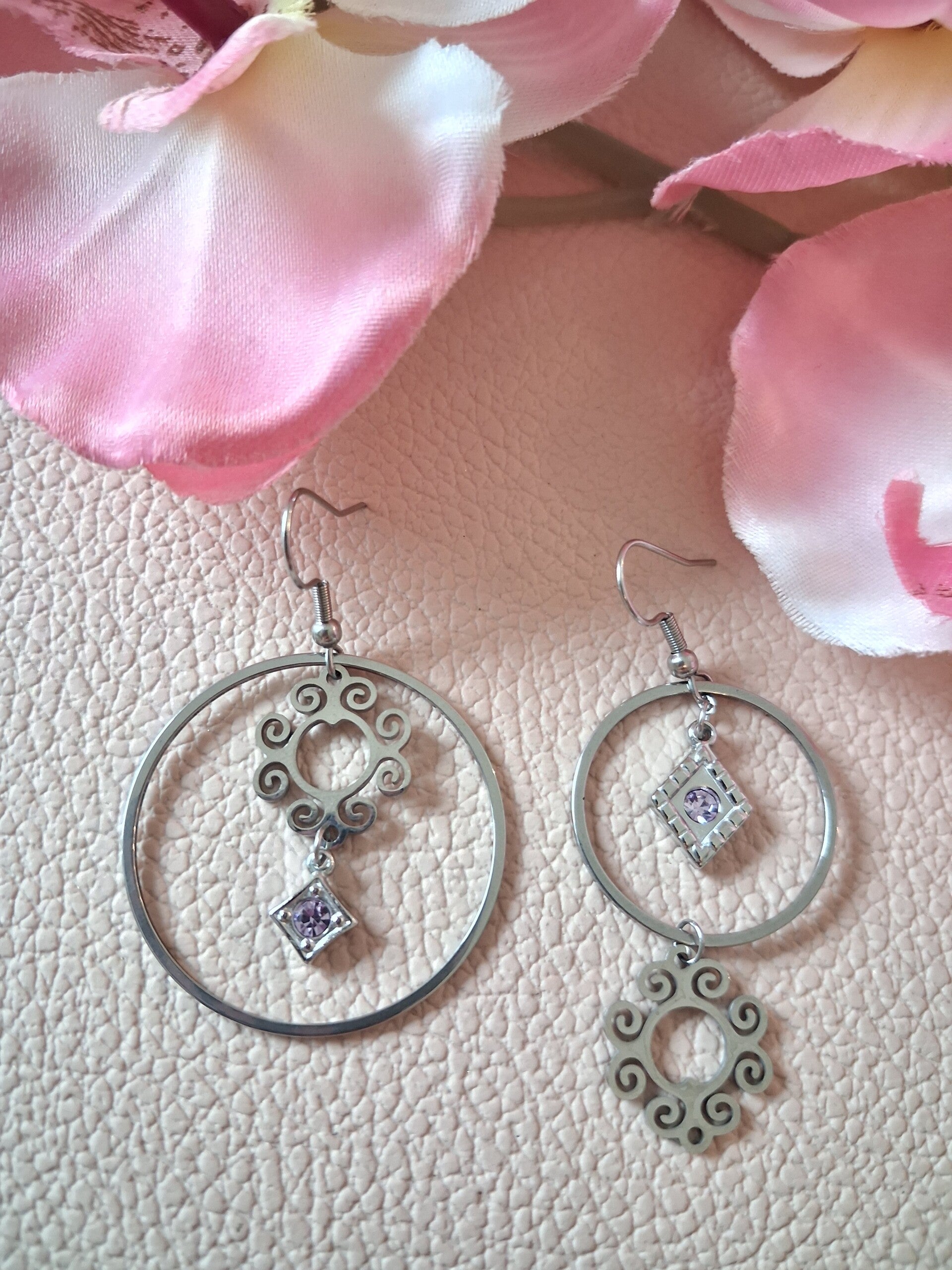 Boucles d’oreilles asymétriques - ACIER