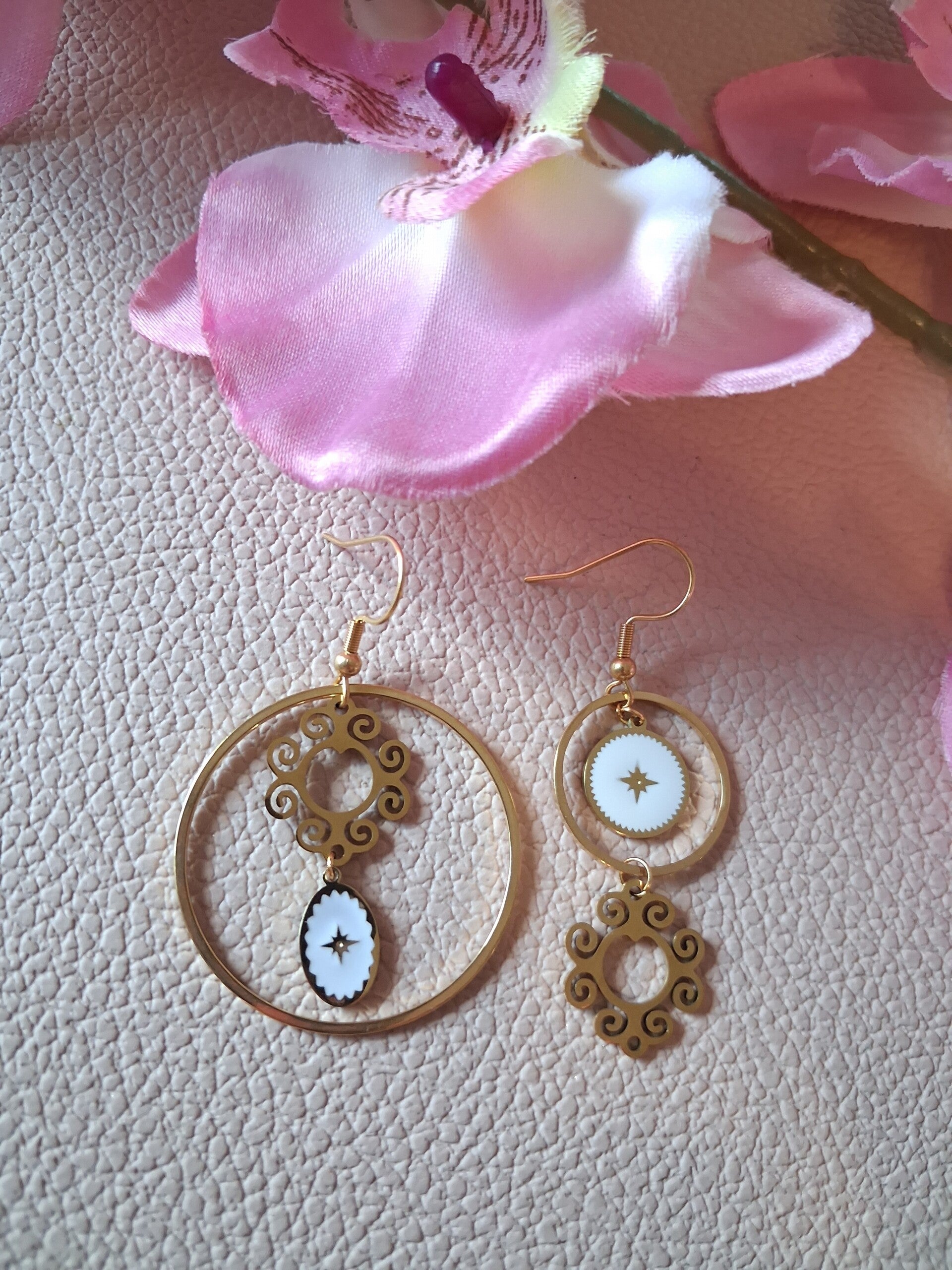 Boucles d’oreilles asymétriques - ACIER