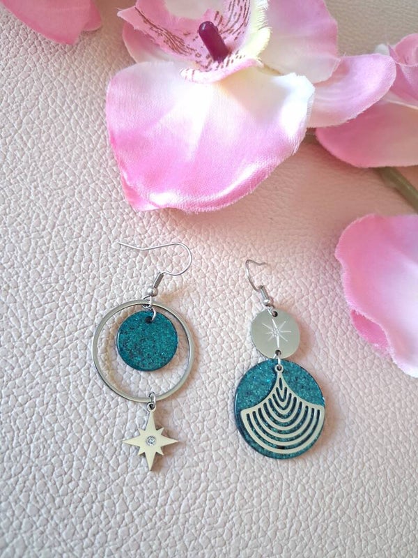 Boucles d’oreilles asymétriques - ACIER