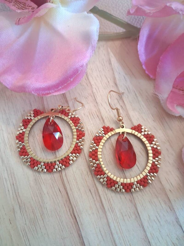 Boucles d’oreilles symétriques Acier + Cristaux Autrichiens