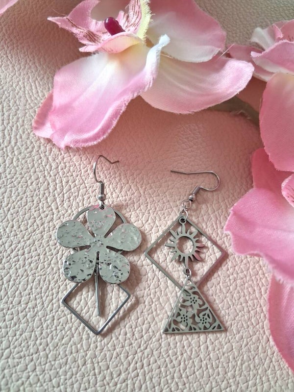 Boucles d’oreilles asymétriques - ACIER