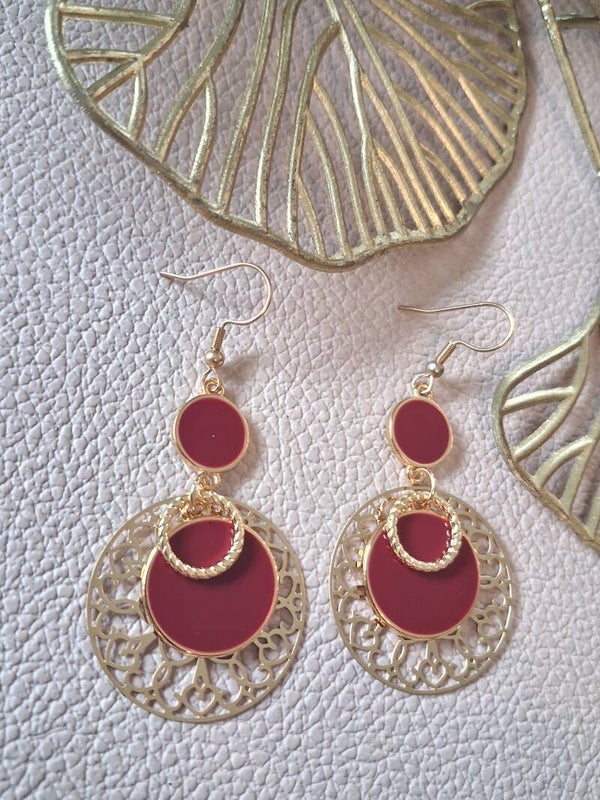 Boucles d’oreilles symétriques