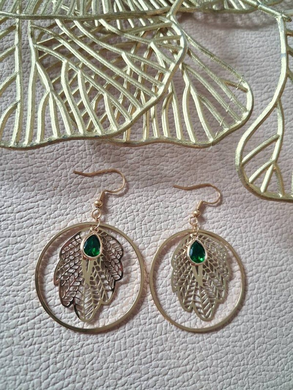 Boucles d’oreilles symétriques