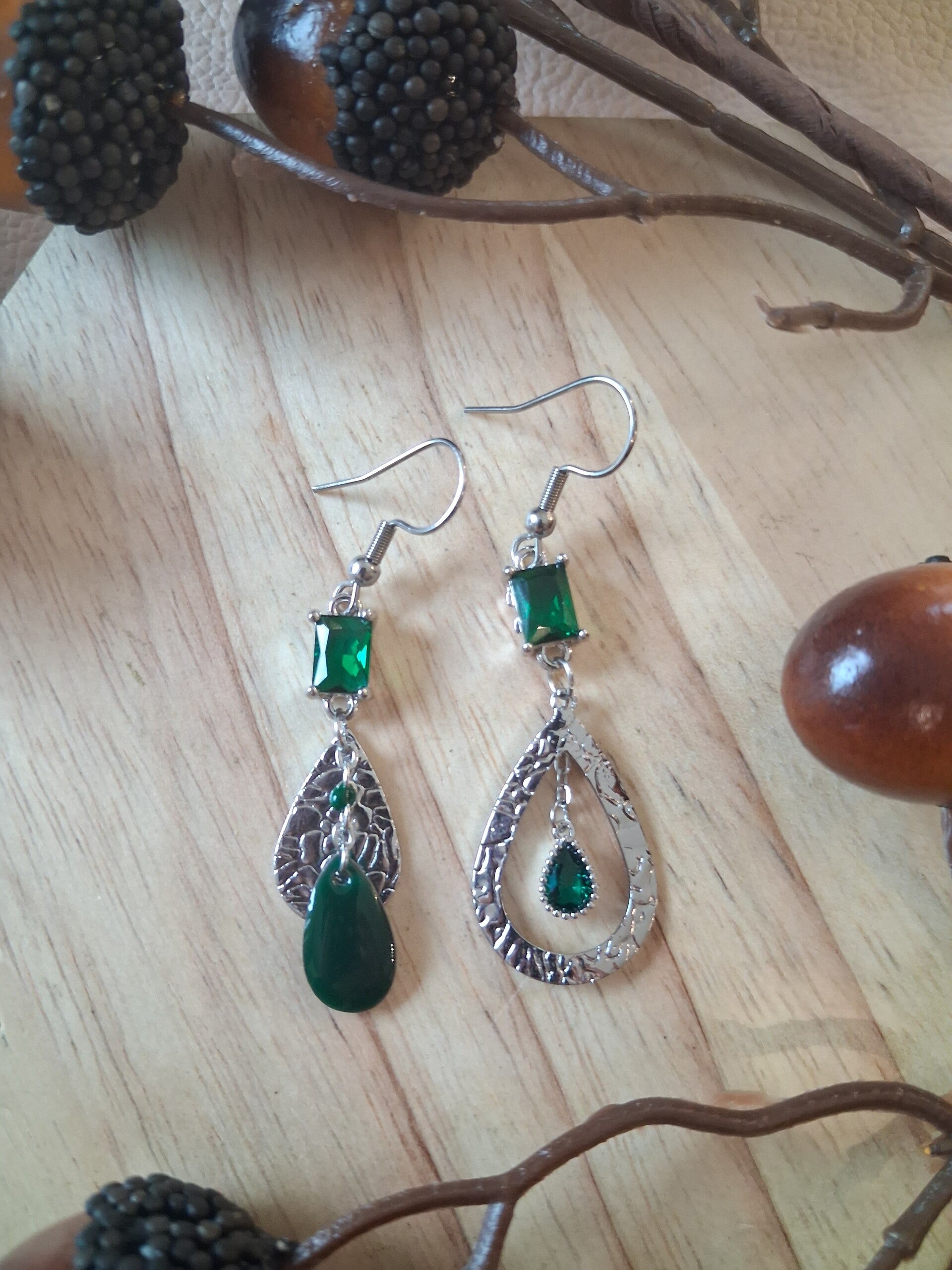 Boucles d’oreilles asymétriques