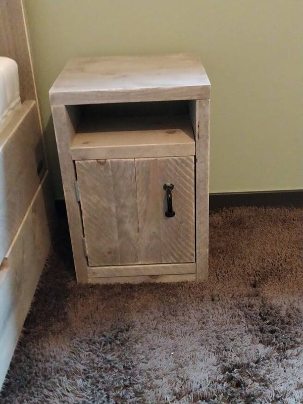 Nachtkastje Maastricht