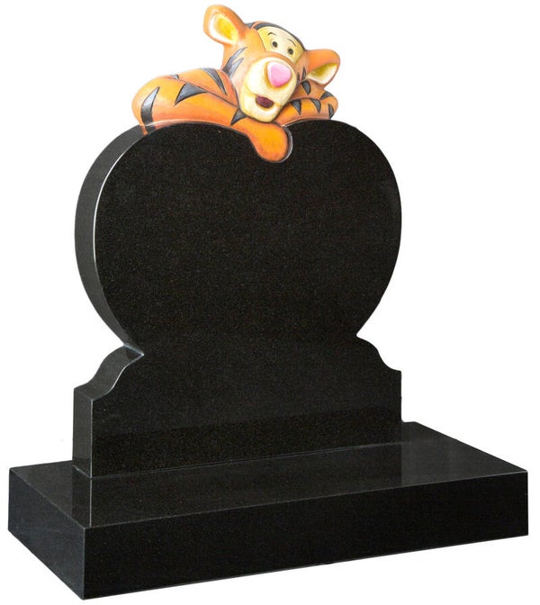 Tigger leaning heart