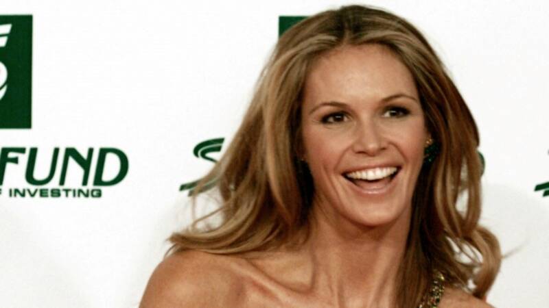  Elle Macpherson