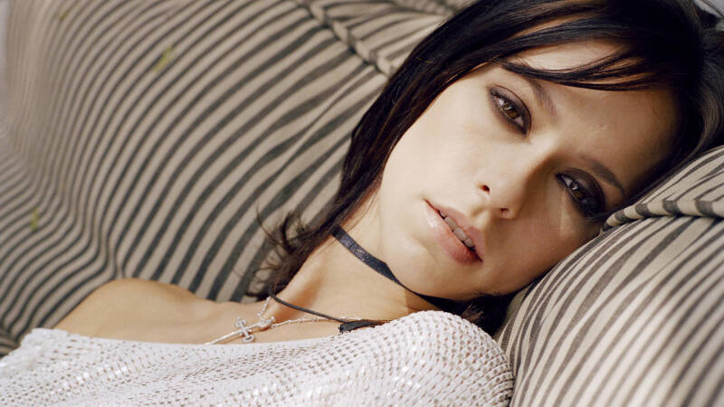 Jennifer Love Hewitt