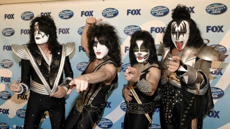 Kiss