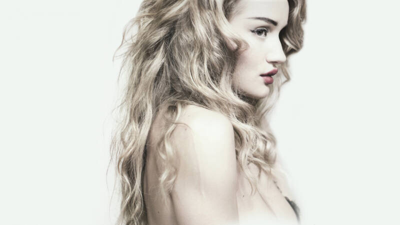 Rosie Huntington-Whiteley