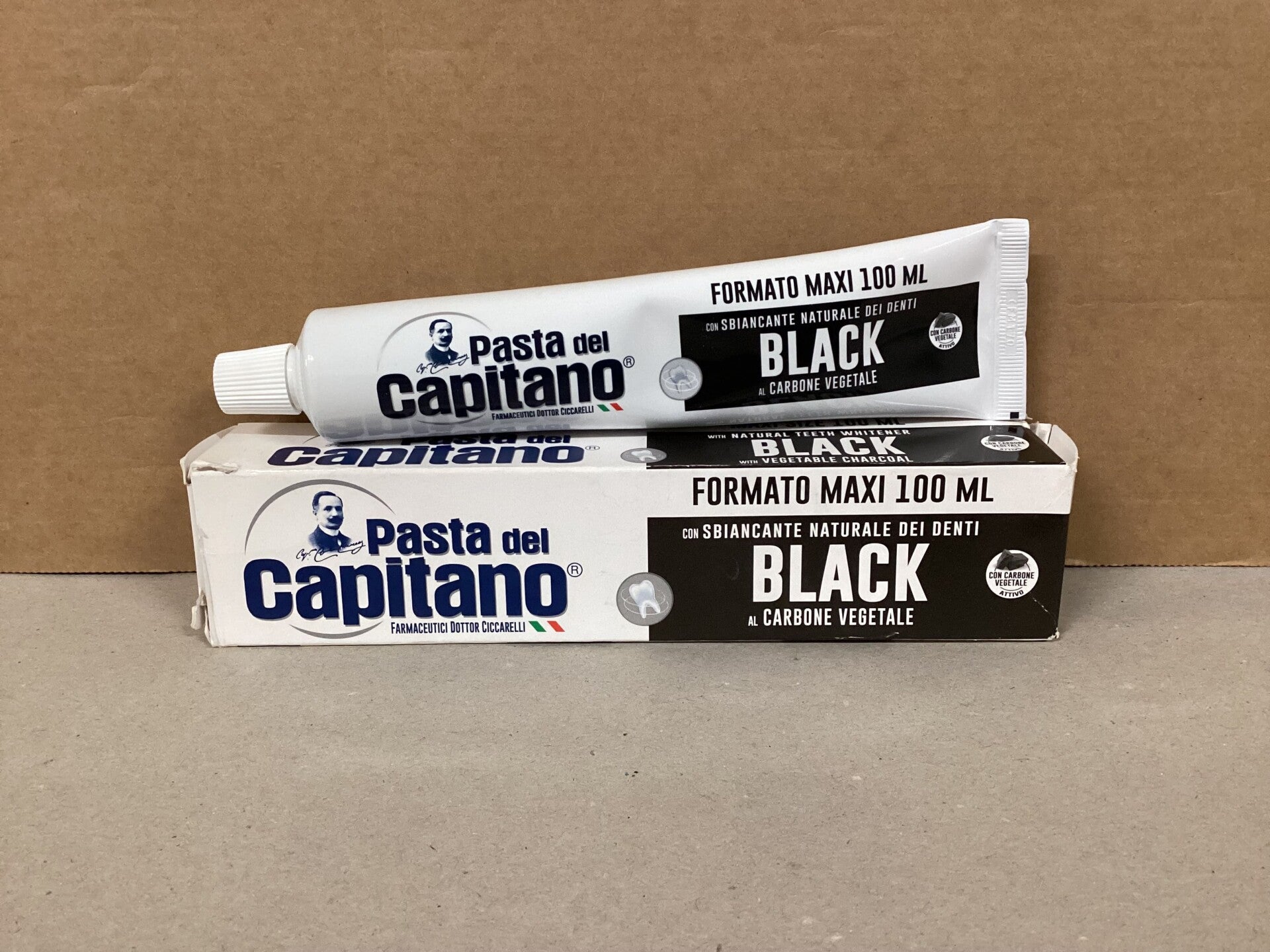 Pasta del capitano dentifrice au charbon dent blanche 100ml