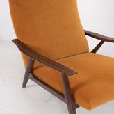 53563fauteuilhogerugmetnieuweveloursbekleding1.jpg