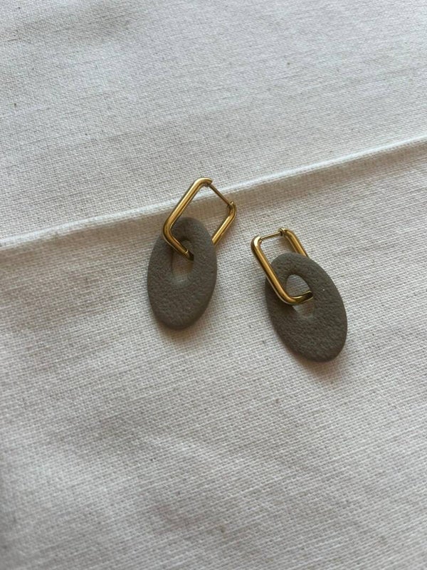 Oorbellen creolen - sage / goud