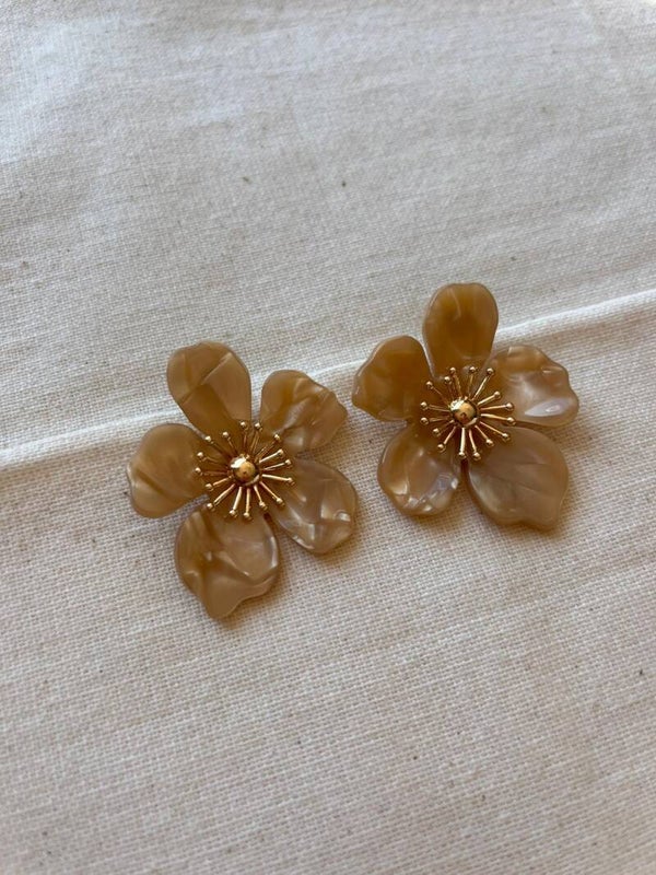 Oorbellen bloemen - goud / zand