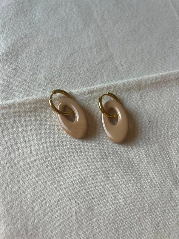 Oorbellen ovaal creolen - taupe / goud