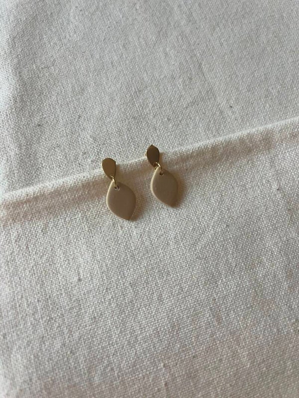 Oorbellen druppel - zand / goud