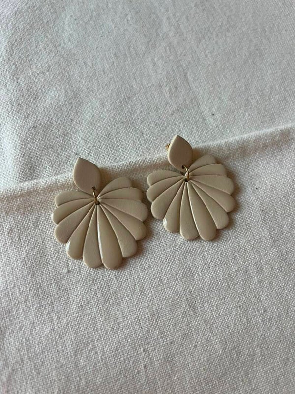 Oorbellen - zand / goud