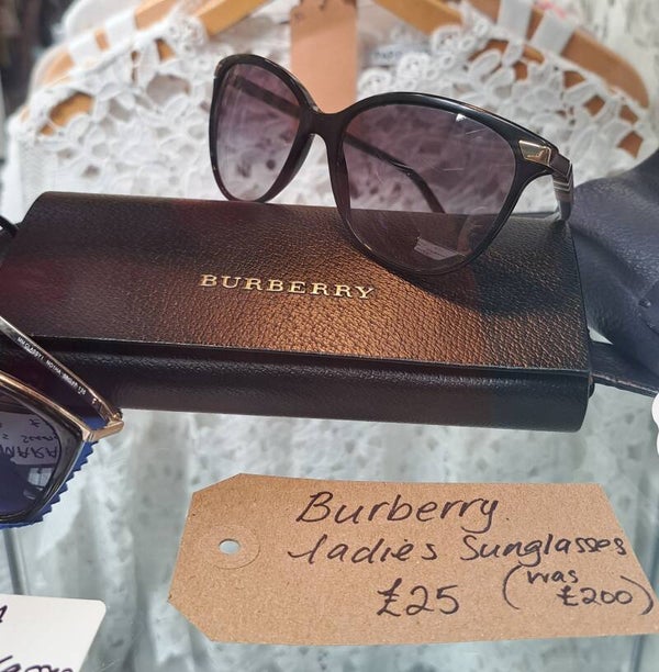 Burberry ladies sunglasses