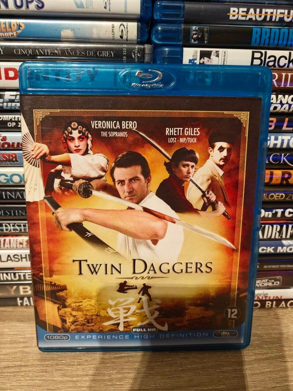 Twin daggers Blu ray